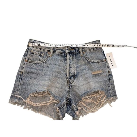 NWT PacSun Festival high-rise distressed denim shorts - 26 - Picture 8 of 11